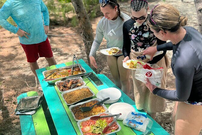 4HR-Private Half-Day Exploration in Gracebay - Conch Shell Hunting, Ceviche, and Snacks That Don’t Feel Like an Afterthought