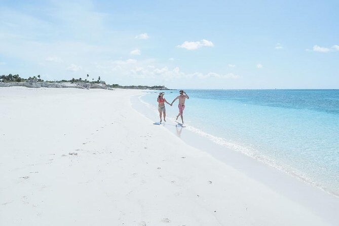 Full day 7hours- beach bbq, snorkel, Iguana island, half moon bay pine cay, Fun! - Grace Bay Beach and the Smooth Rhythm of a Full Day