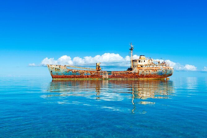 Half Moon Bay Jet Ski Tour & Snorkeling the La Famille Shipwreck - La Famille Express shipwreck: a hurricane story you can see