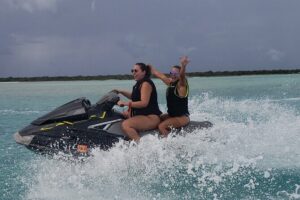 Jet Ski Shipwreck and Private Island Excursion - Jet skis and life jackets: what “included” really means