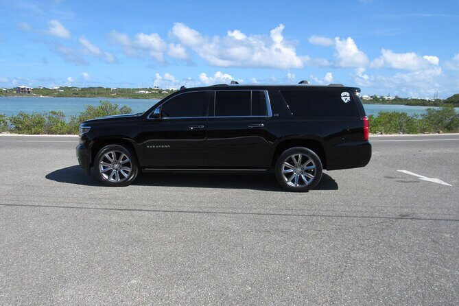 Private Luxury SUV Transfer Providenciales Airport (ONE WAY) - Driver professionalism: clean cars and punctual pickup